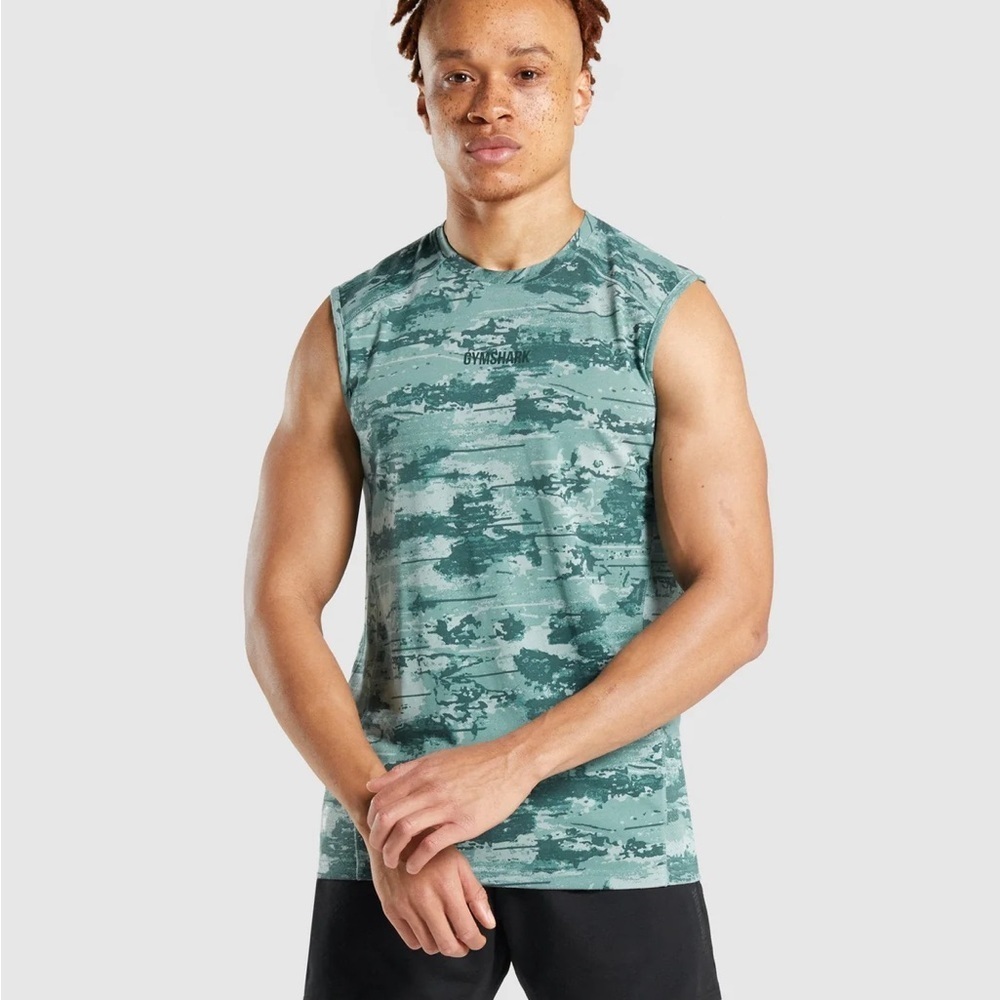 Gymshark • Chalk Tank Men's Green Camo Sleeveless Shirt